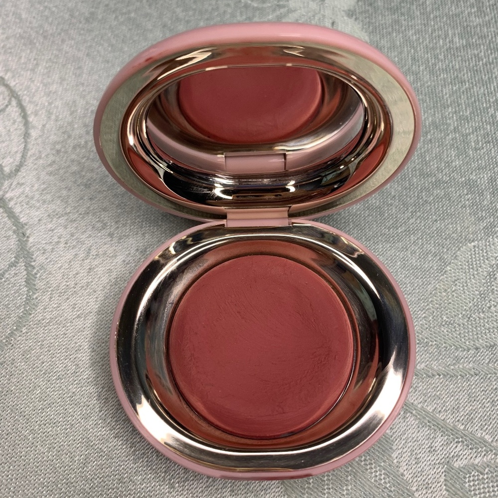 Rare beauty cream blush